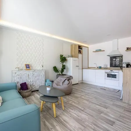Deluxe En Kharisma Apartment